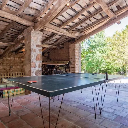 Puycelsi Sleeps 8 Pool Wifi Puycelci
